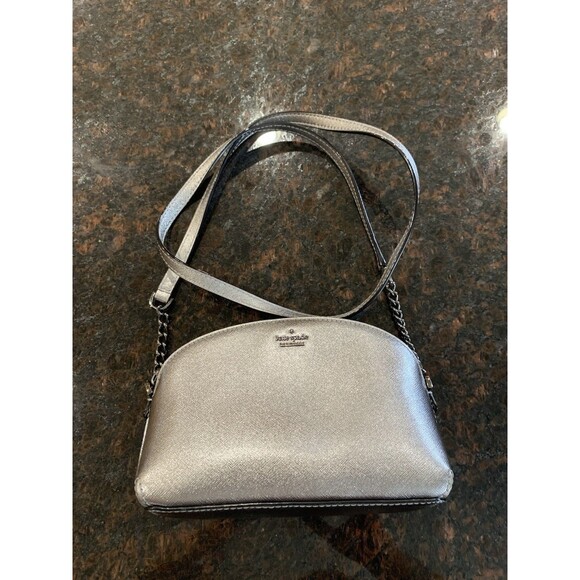 Kate Spade Saffiano Leather Dome Crossbody Silver Metallic Gray Grey Bag Purse - Picture 1 of 7